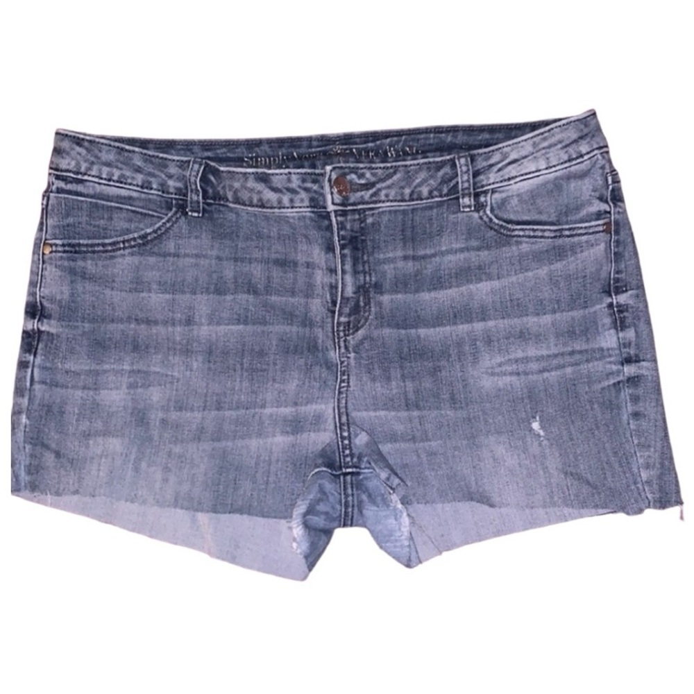Simply Vera Wang Denim Cut-Off Jean Shorts Sz 16
